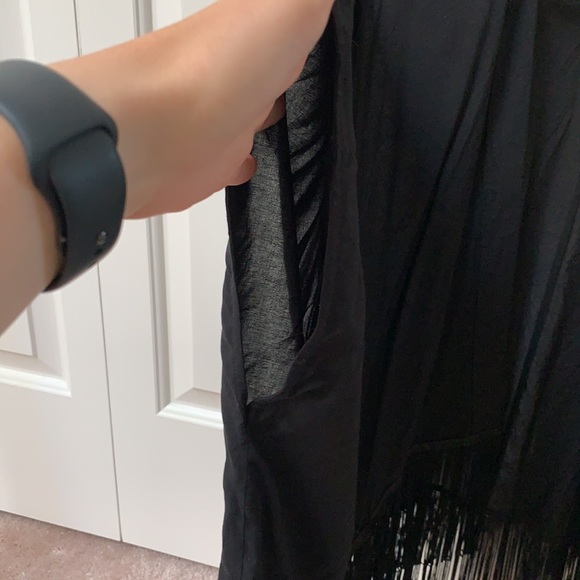 NWOT Aritzia Talula Black Kimono with Fringe - Picture 5 of 8